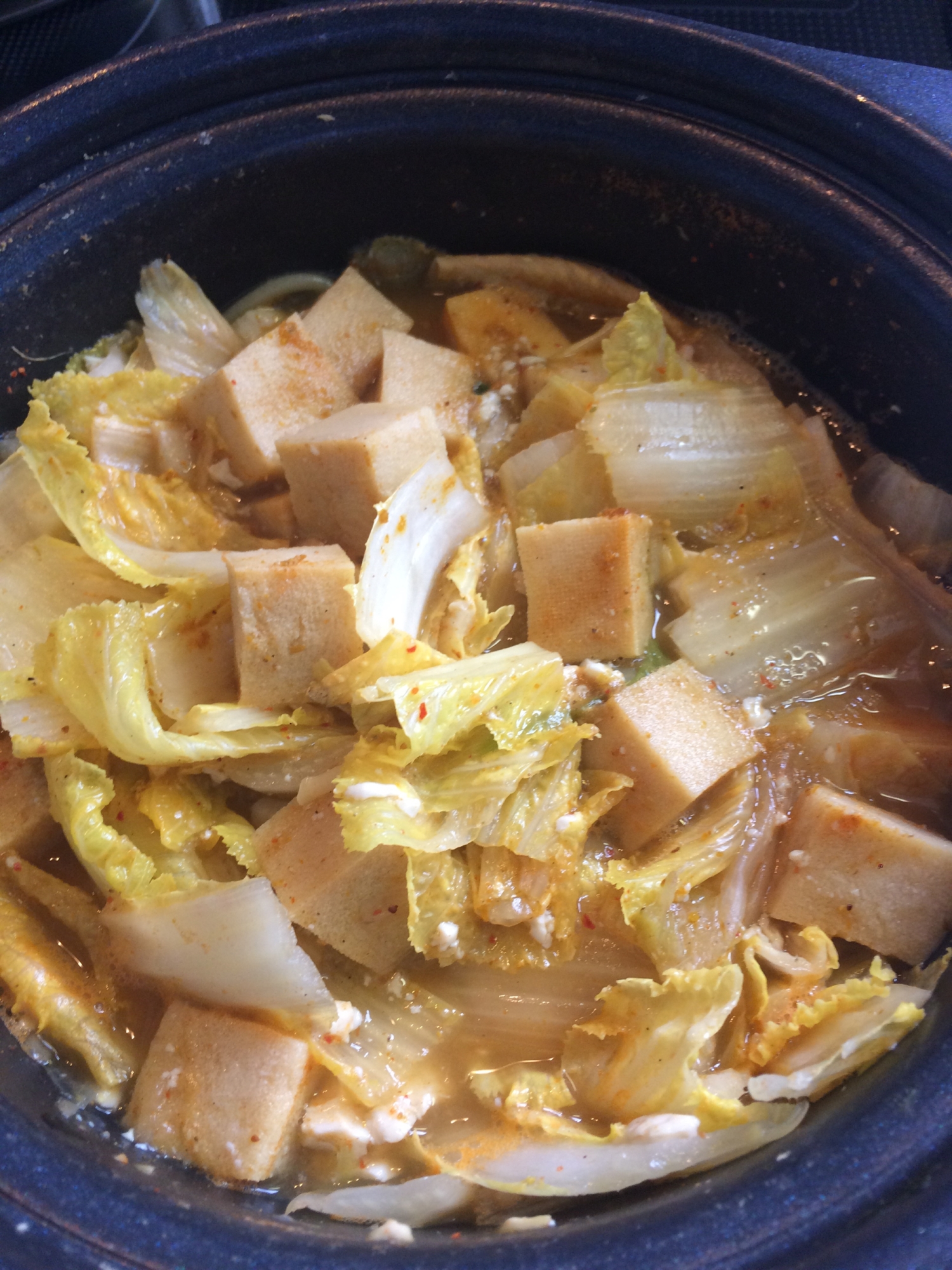 高野豆腐とキャベツのカレー鍋