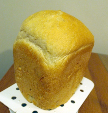 ほんのりと、ごはんの甘みが感じられる美味しいパンが焼けました
レシピ有難うございます