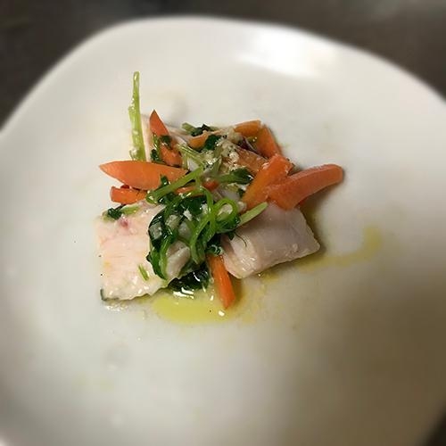 豆苗と人参とささみの一皿
