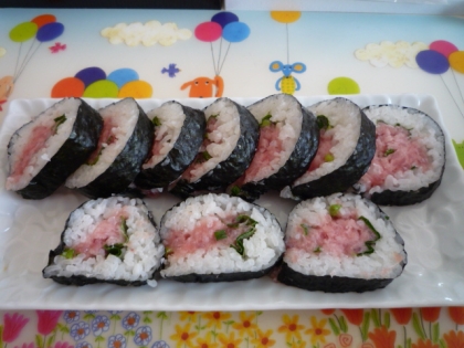 残った炒飯、炊き込みごはんの簡単海苔巻き