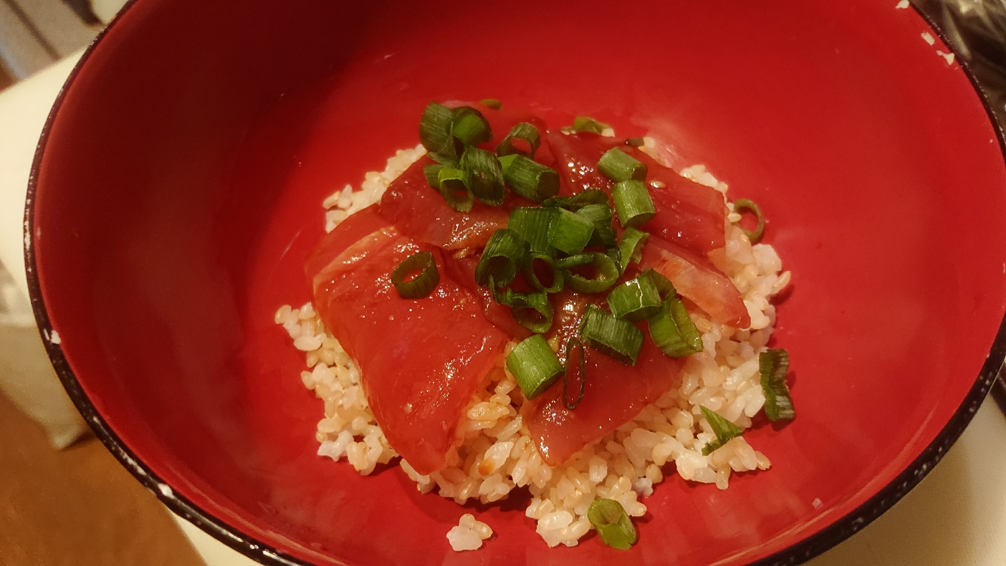 マグロのわさび醤油漬け丼