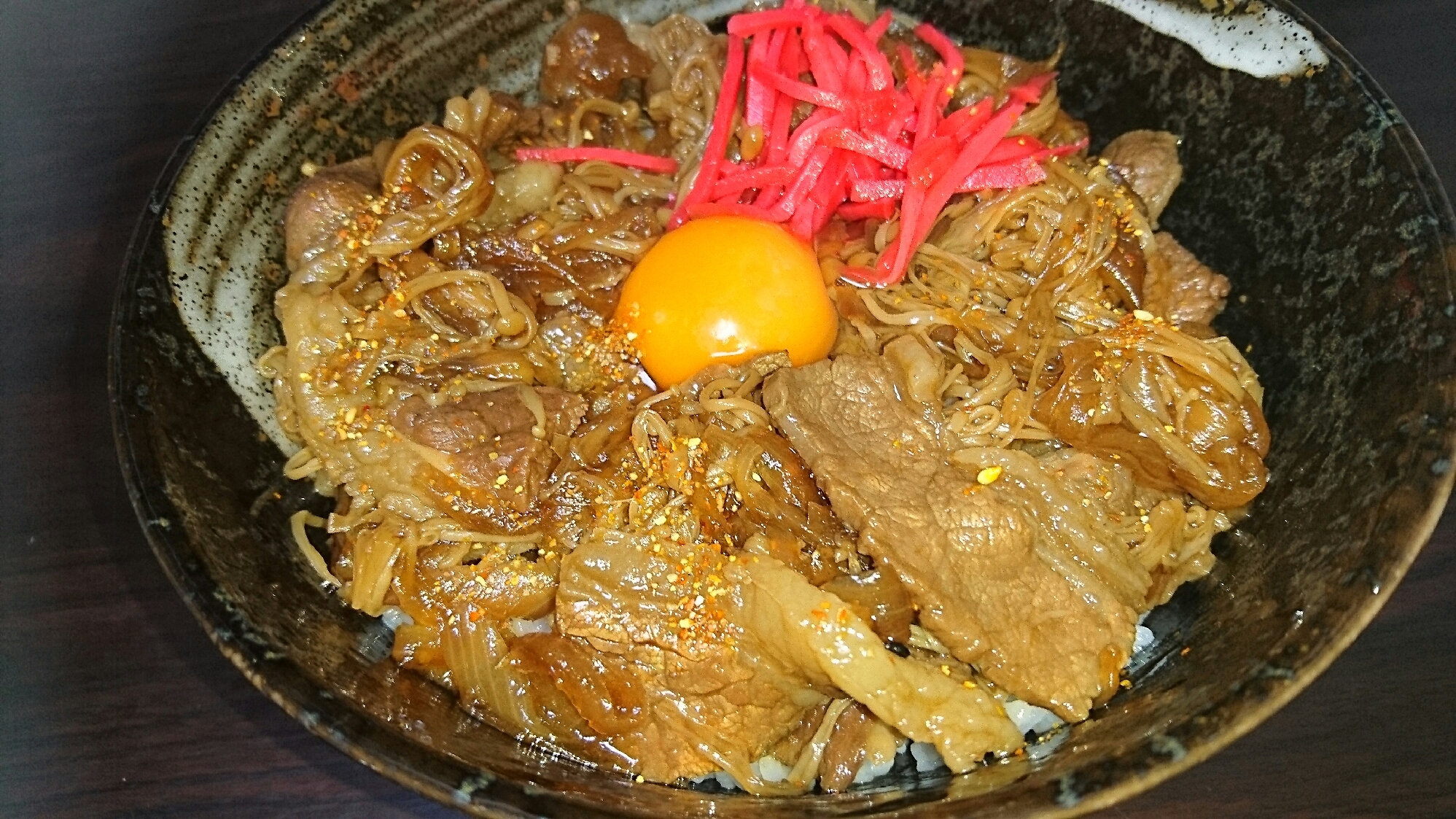 某チェーン店を超えろ！簡単！安い！すき焼き風牛丼！