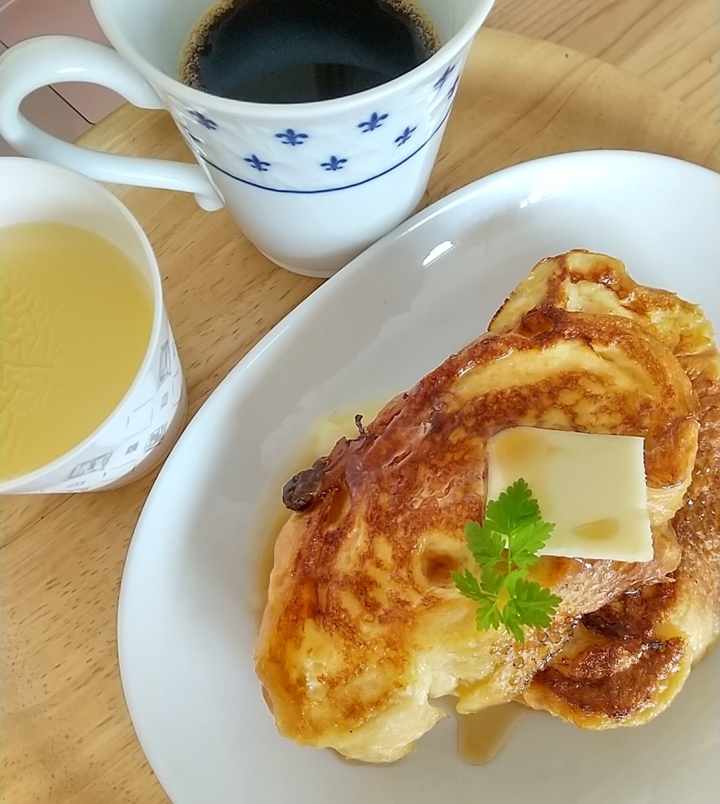 休日の朝にフワッフワフレンチトースト&牛乳プリン