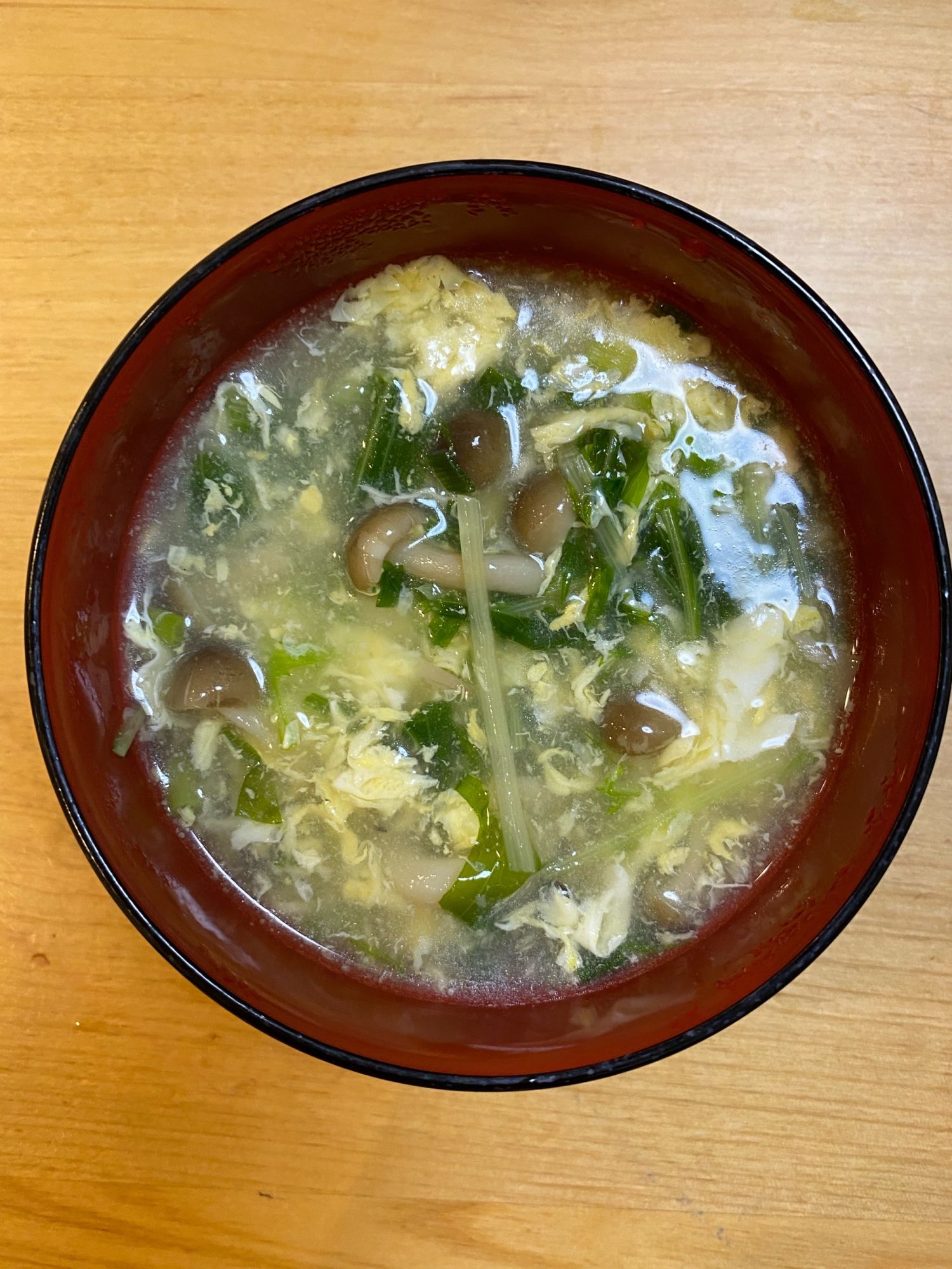 しめじと水菜と卵の中華スープ