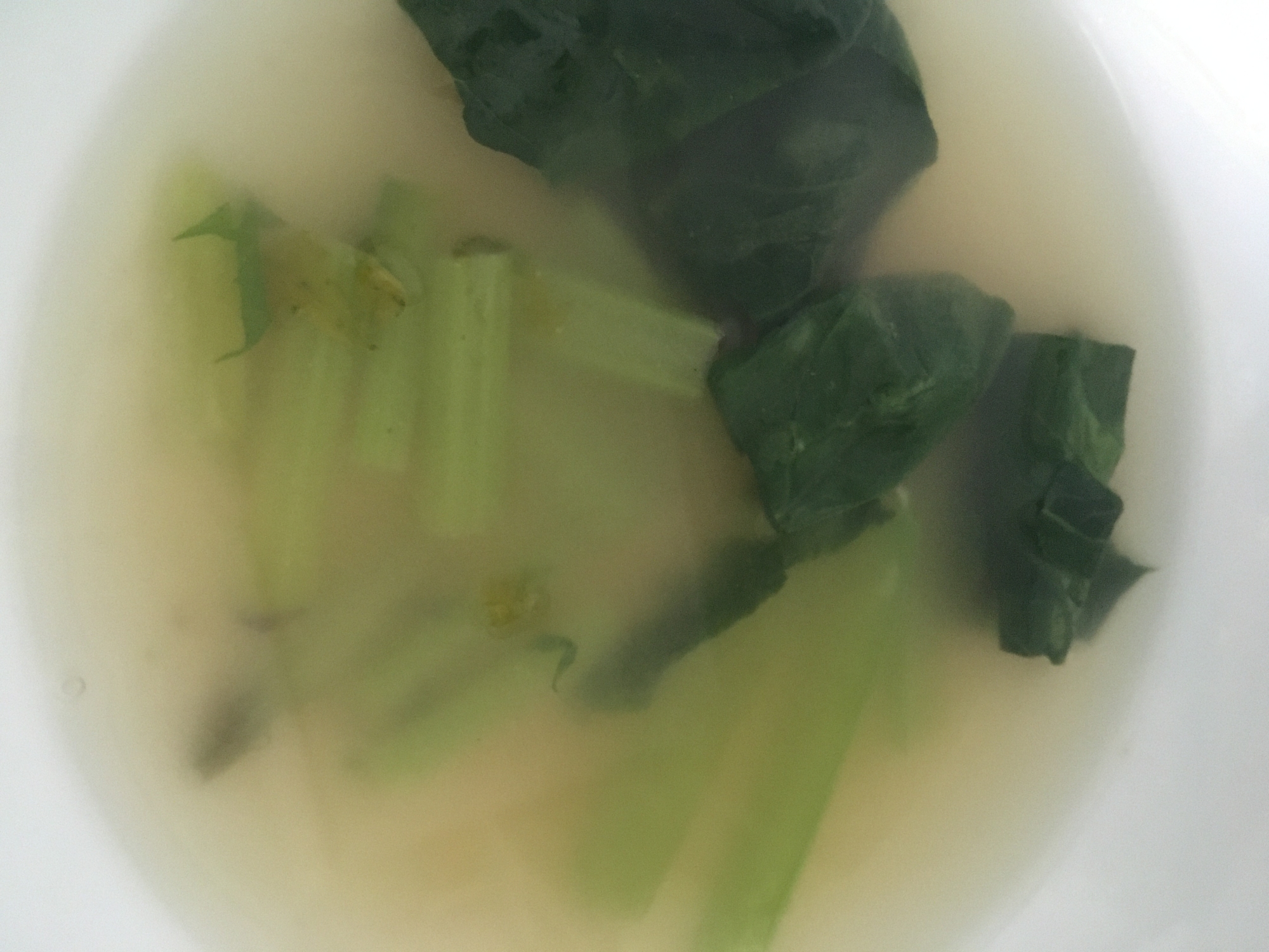 大根の葉と小松菜の味噌汁