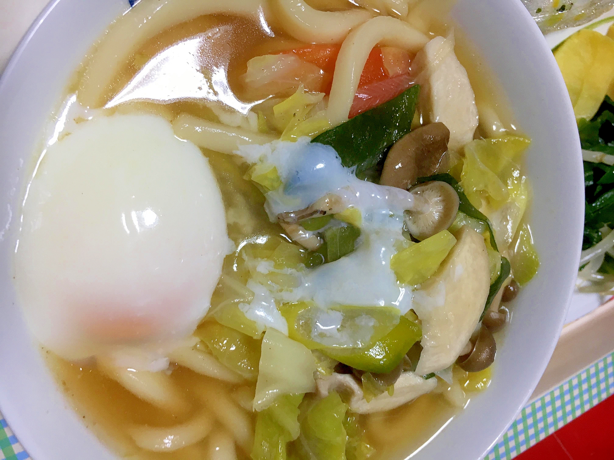 鶏とキャベツの温玉うどん