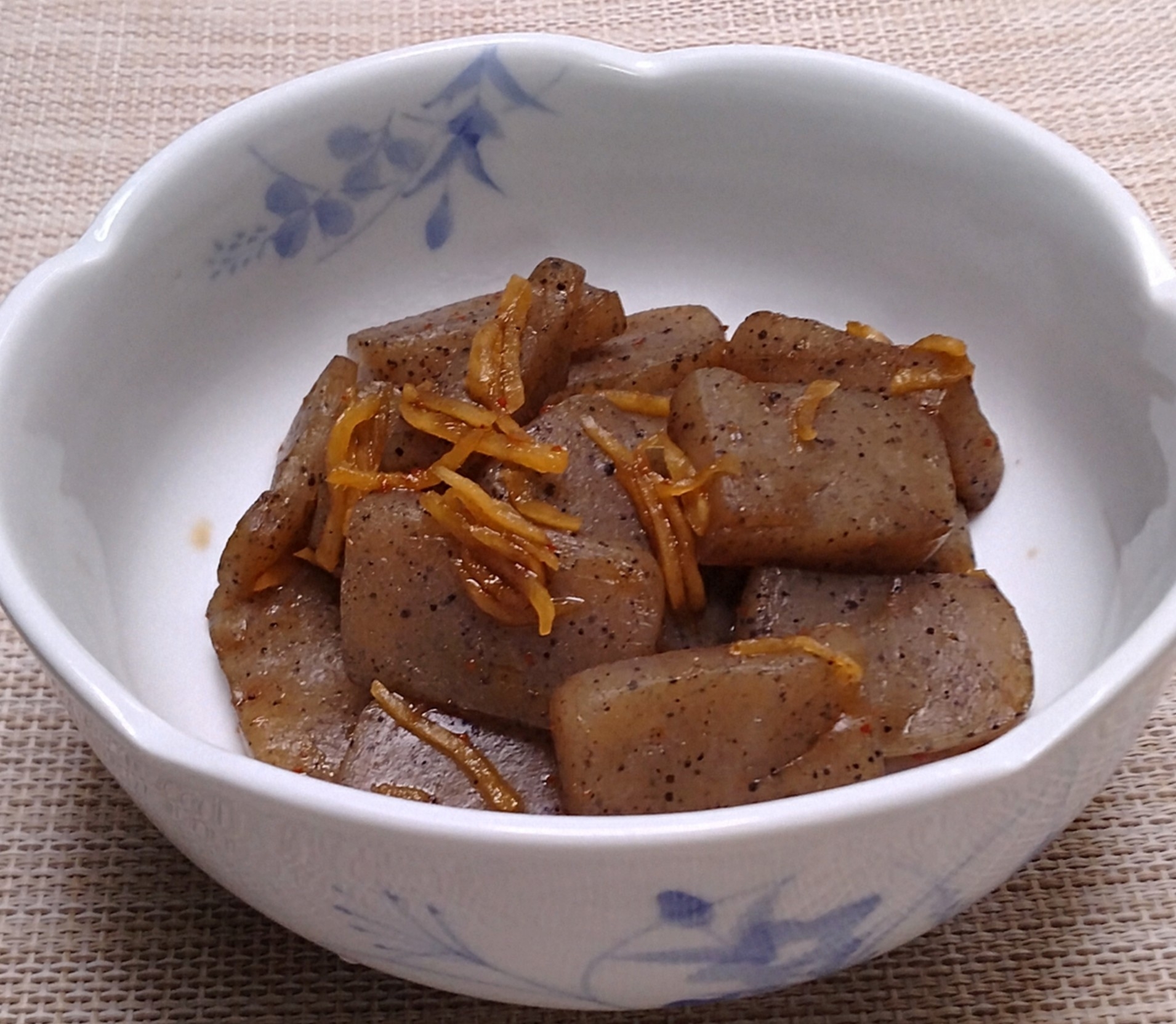 こんにゃくの甘辛煮