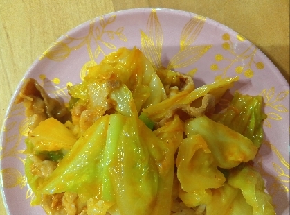 チンゲン菜とキャベツ☘️豚肉の炒め物