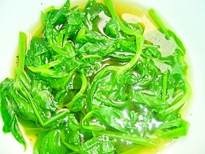 豌豆苗の昆布つゆスープ