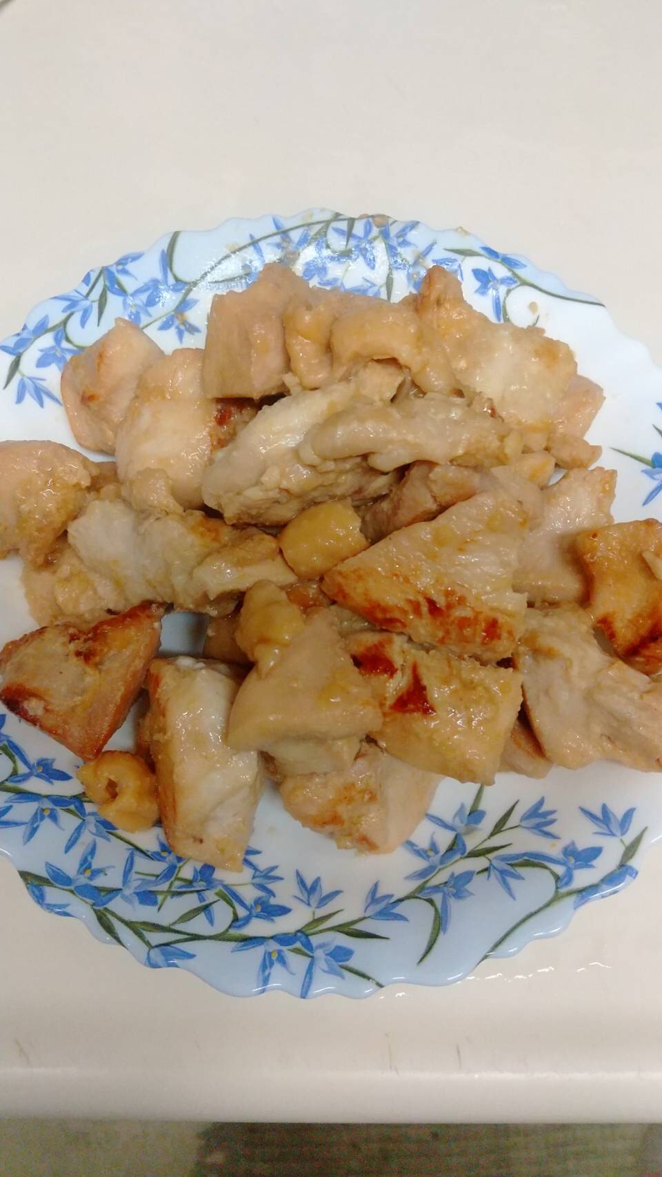 作り置き　鶏胸肉の味噌麹焼き