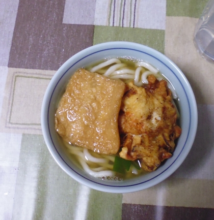 味しみきつねうどん