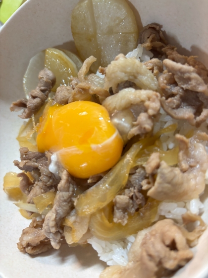 隠し味は焼肉のタレ、甘辛い我が家のスタミナ丼