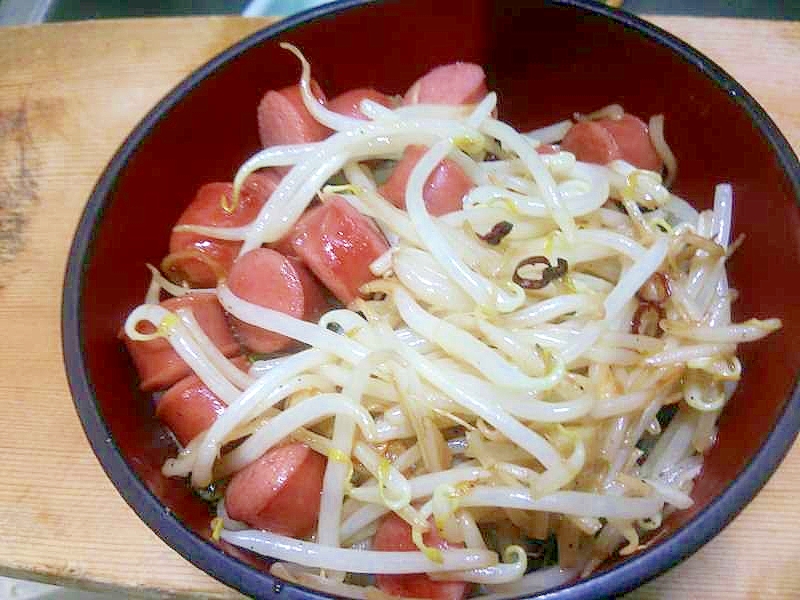 ウインナもやし炒め丼/ピリ辛三杯酢