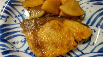 人気の定番魚料理！焼きぶり大根