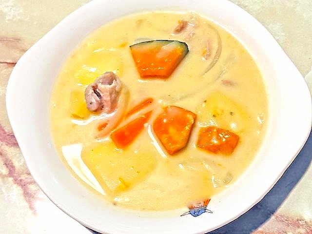 ちょい足しで本格的?南瓜入りのクリームシチュー♪
