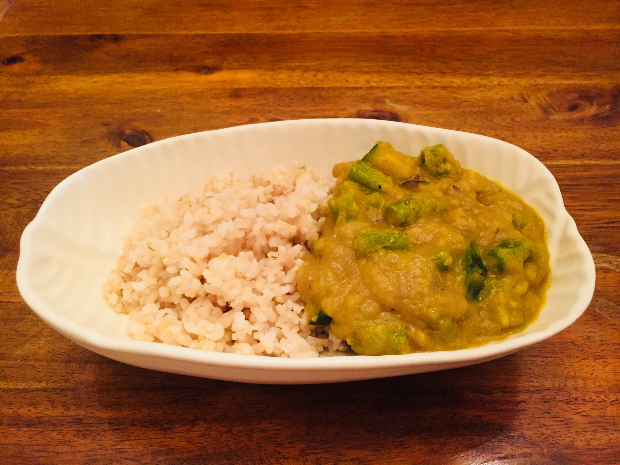 ヴィーガン きんぴにんじんたっぷりの野菜カレー