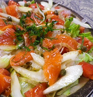 セロリトマト鮭のポン酢サラダ