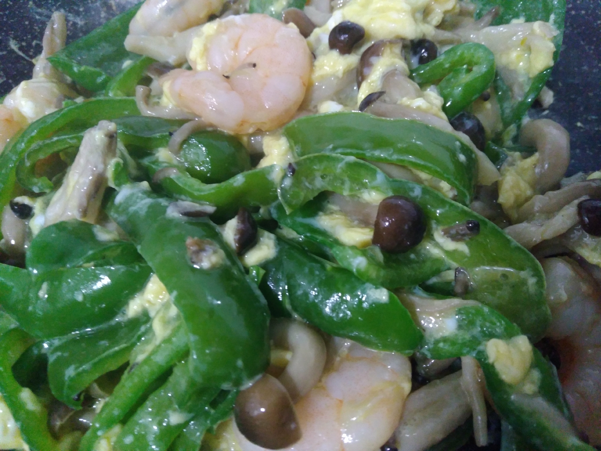 ピーマンと海老としめじの中華卵炒め レシピ 作り方 By 即日承認 はなこっち 楽天レシピ ピーマンと海老としめじの中華卵炒め レシピ 作り方 By 即日承認 はなこっち 楽天レシピ