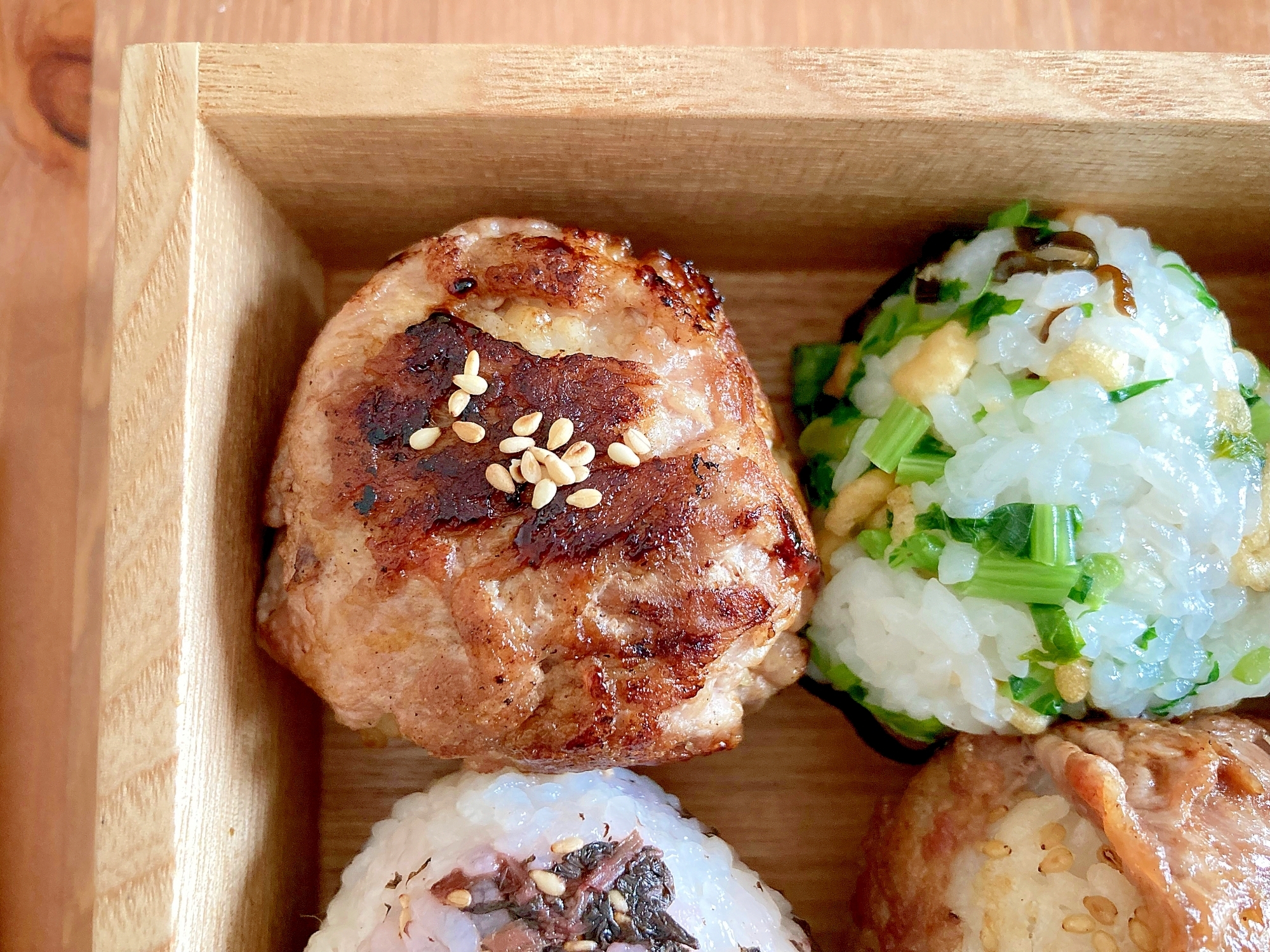 豚こま切れで肉巻きおにぎり レシピ 作り方 By めいてぃ 楽天レシピ