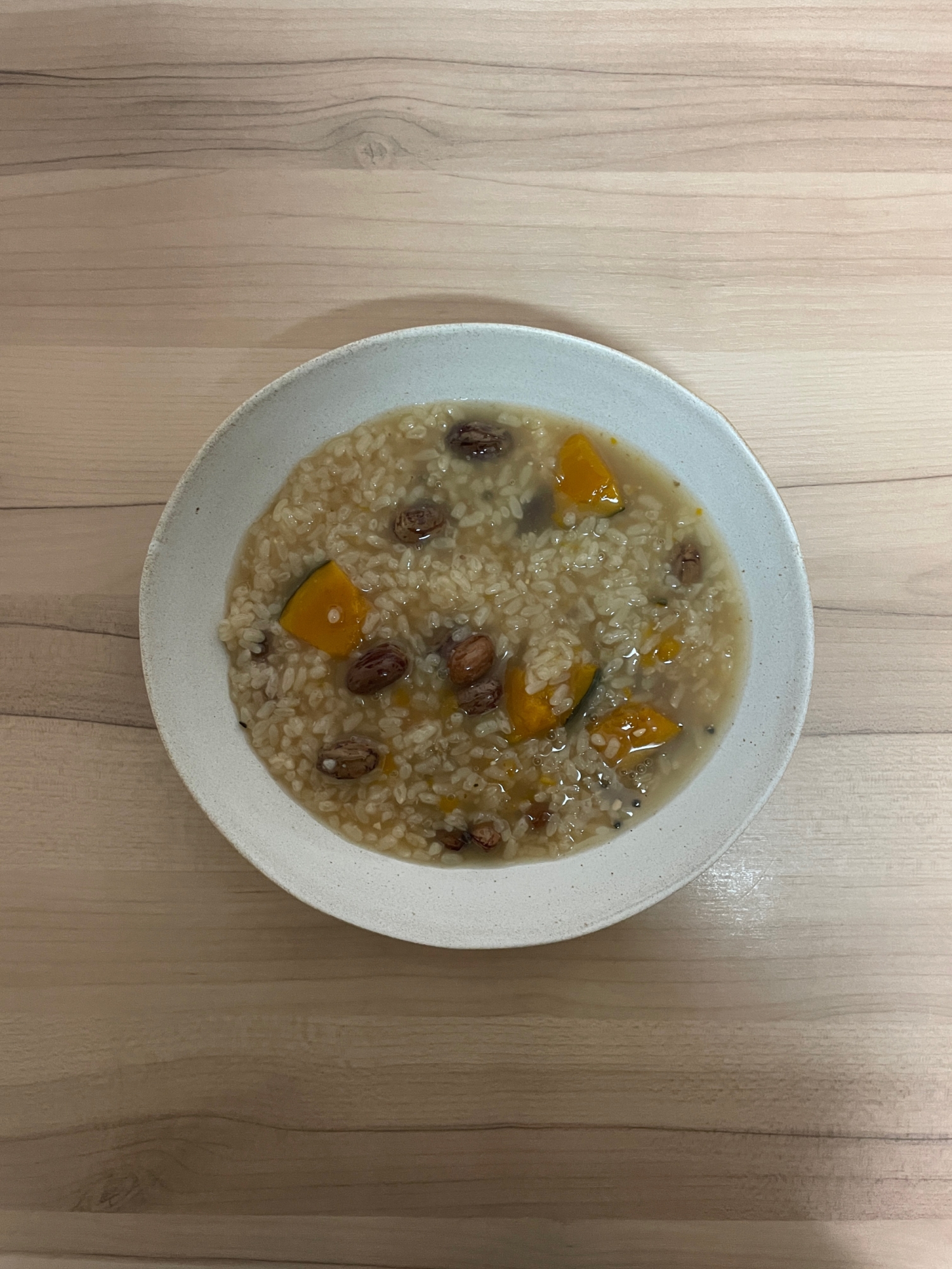 南瓜とうずら豆の有機カルダモン醤油味噌もち米煮