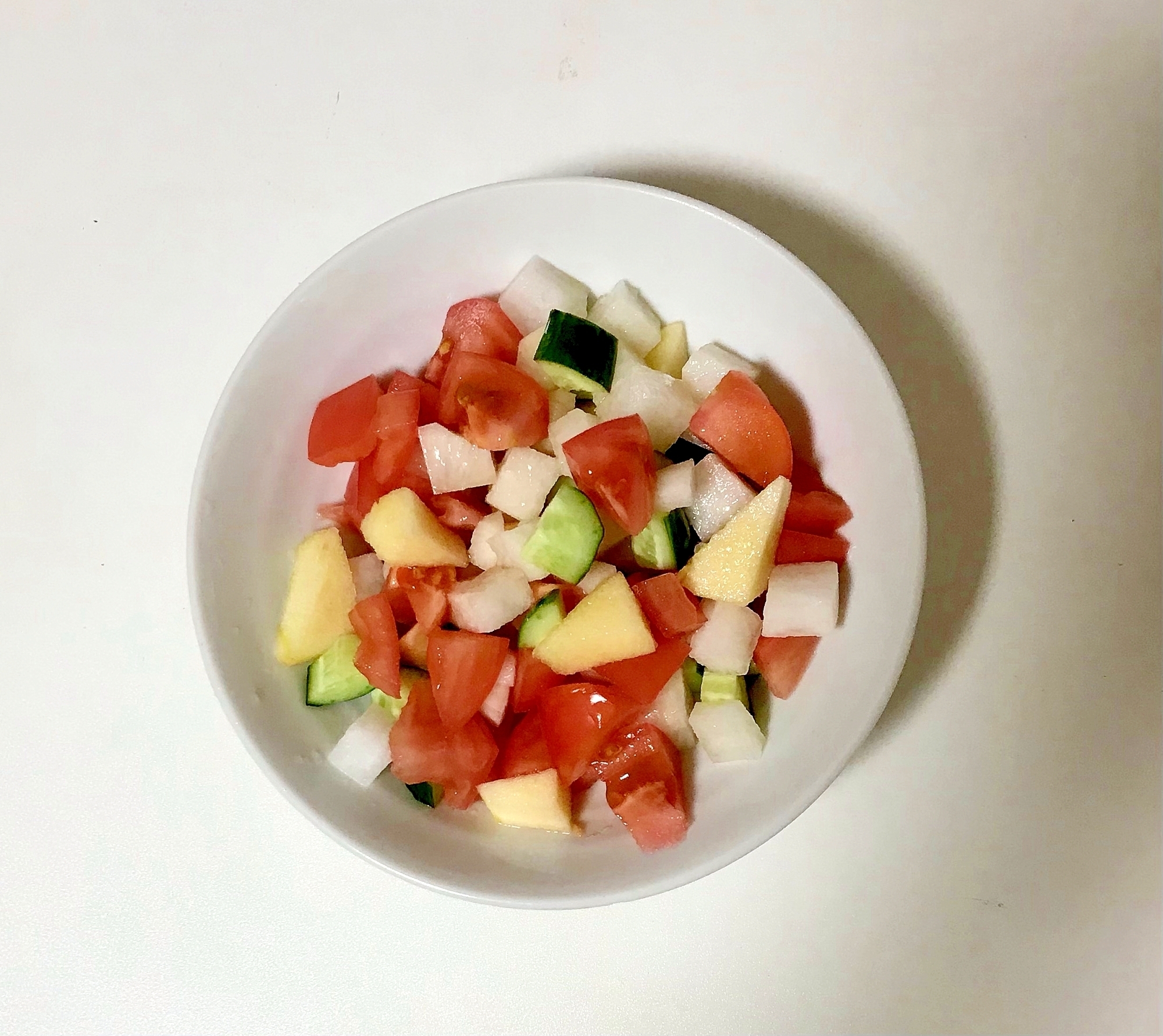 角切り生野菜サラダ
