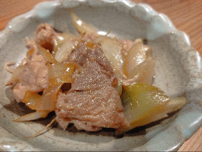 豚肩ロースと玉ねぎの生姜焼き