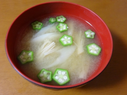 ねぎとえのきでシャキ！オクラでぬるっとお味噌汁