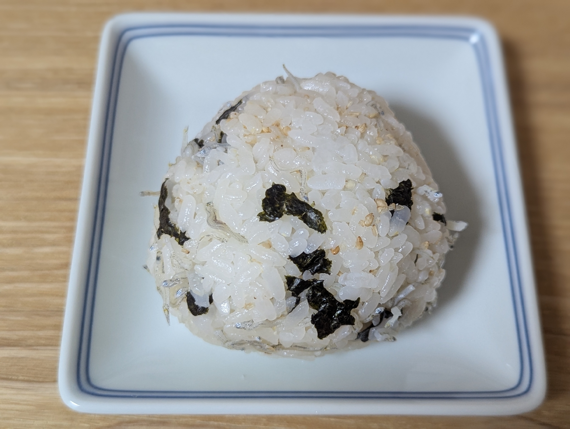 じゃこ海苔ごまの味おにぎり