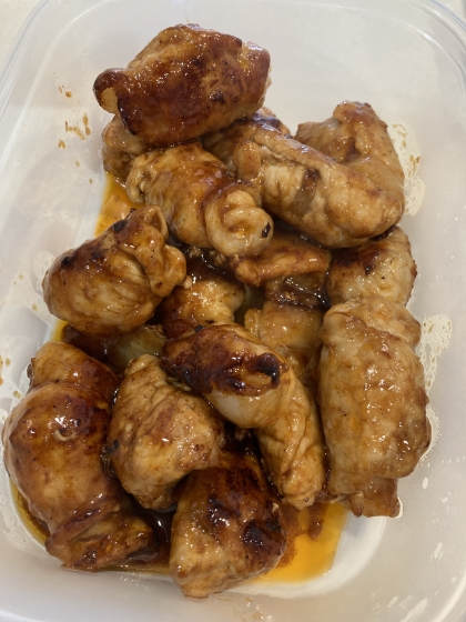 らっきょ３袋もいただいので、おつまみとお弁当の一品作り置きに。
なんだろう、なんか美味しい焼き肉さんとかで出て来そうな味！
美味しいです！