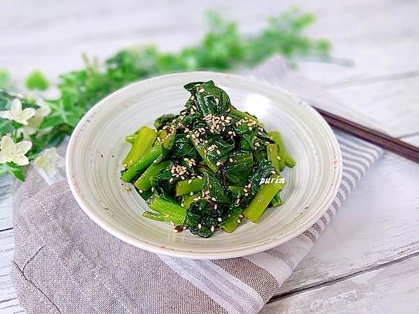 つるむらさきの塩昆布炒め