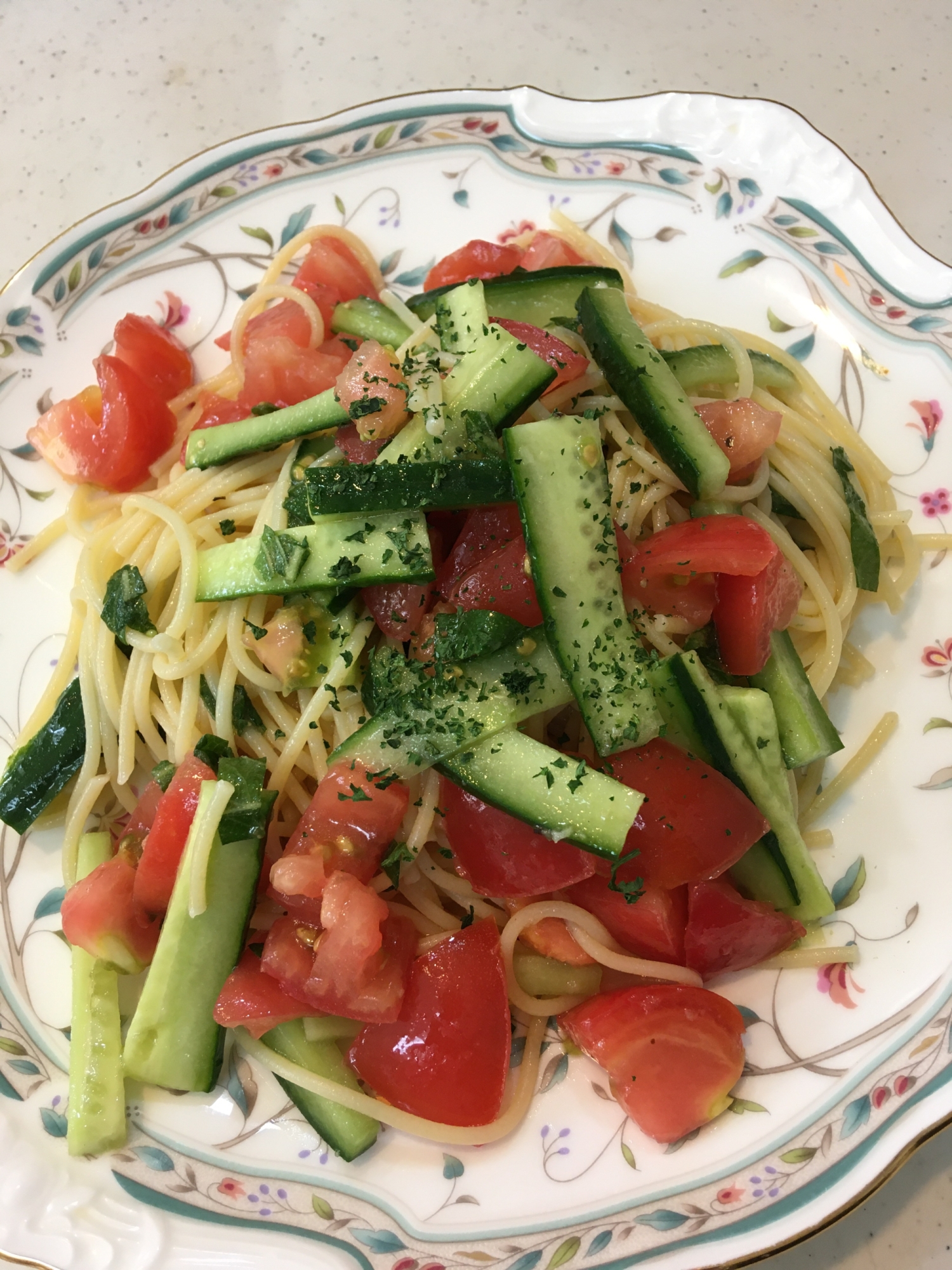 野菜たっぷり❗️トマト冷スパ