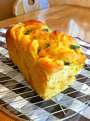 甘 いかぼちゃを使って フワフワかぼちゃパン レシピ 作り方 By 豪yukarin 楽天レシピ