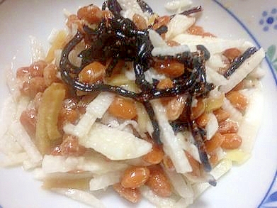 長芋とショウガと佃煮の納豆サラダ風