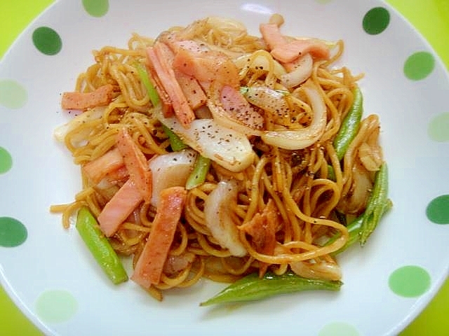 新玉ねぎといんげんハムの焼きそば レシピ 作り方 By Mint74 楽天レシピ