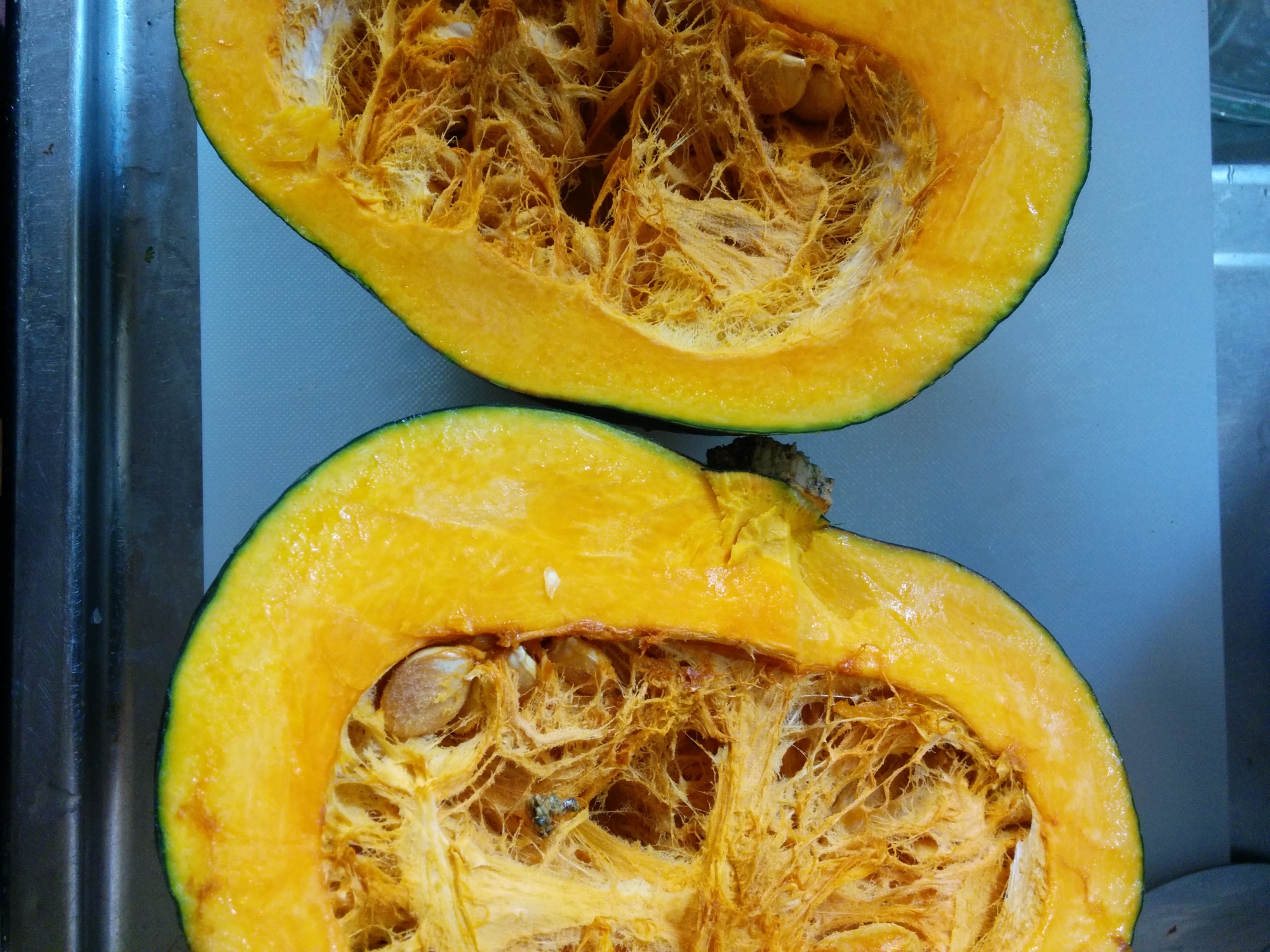 不器用さんも失敗しない 丸ごと固いカボチャの切り方 レシピ 作り方 By Nene7 楽天レシピ