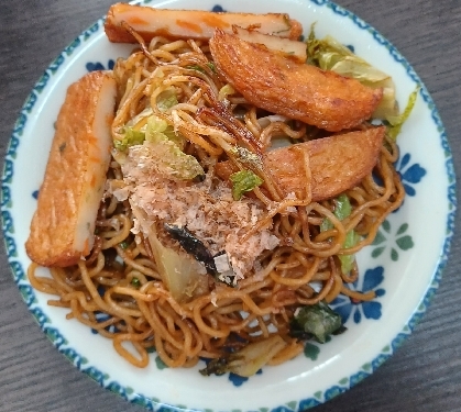 さつま揚げ♪焼きそば✧˖°
