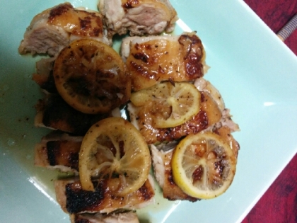 塩レモンとあらびきガーリックの爽やかチキンソテー