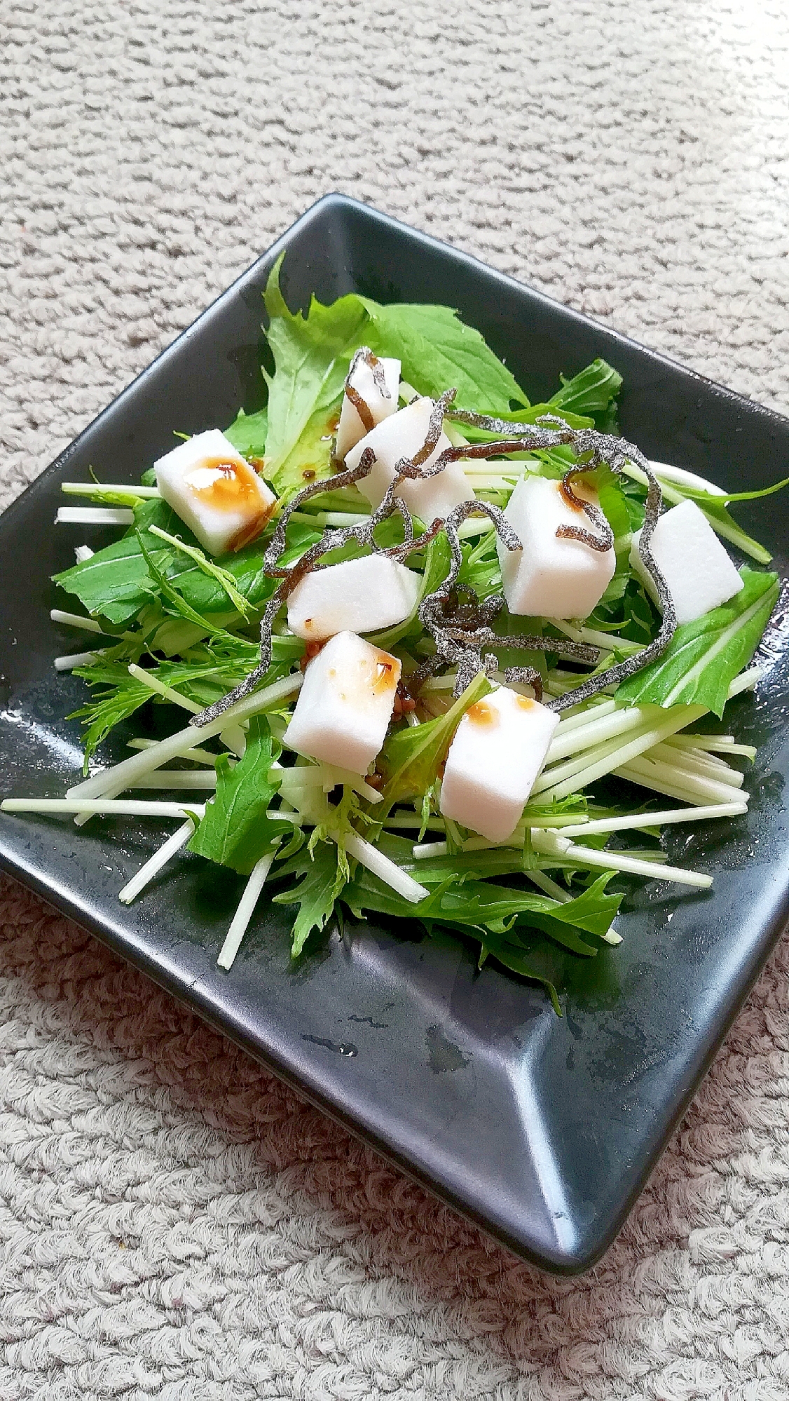 水菜とはんぺんと塩昆布のサラダ☆ごま油風味