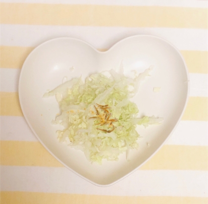 Guuママちゃん♪こんにちは✧˖°簡単キャベツのナムルとまらないです^ ̳>< ̳^‪‪今日からまた寒くなってきてます。半袖、直そうかな(⑉︎• •⑉︎٥)