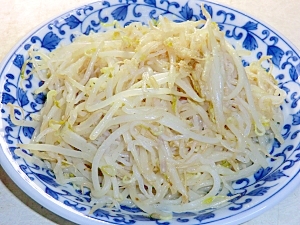 生にんにくとレモンの風味、もやしとしらたきの炒め物