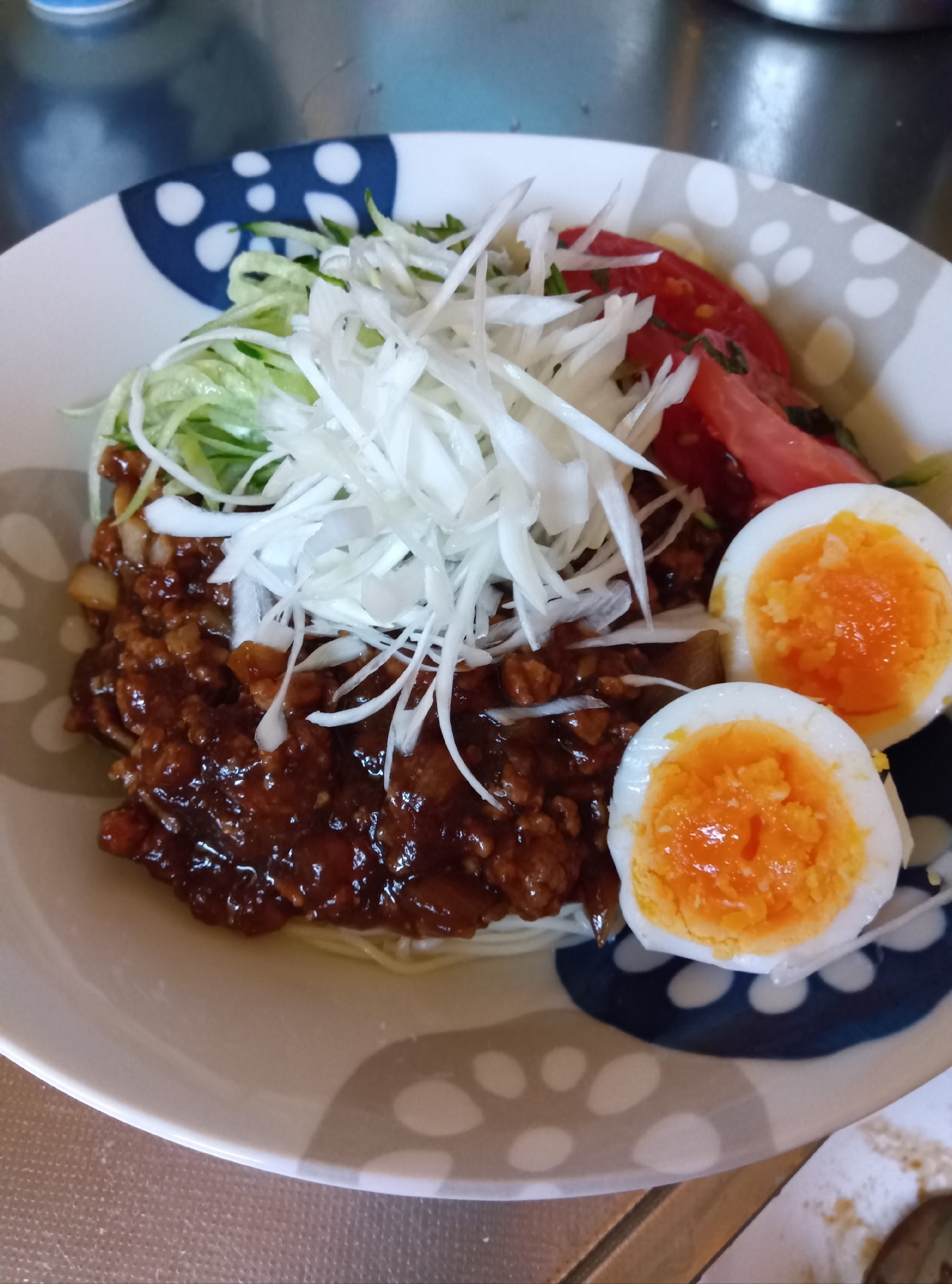 シャキシャキ新玉ねぎのジャージャーそうめん