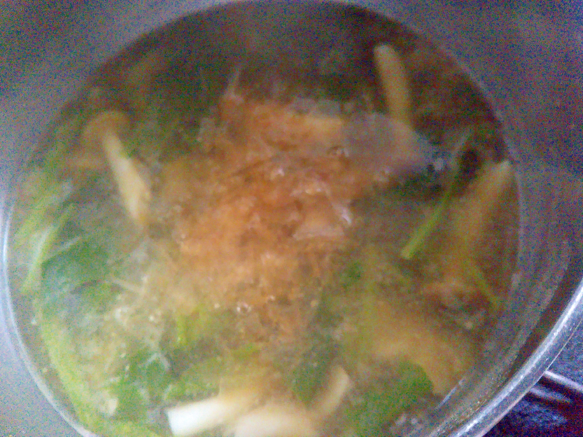 小松菜しめじ鰹節の味噌汁