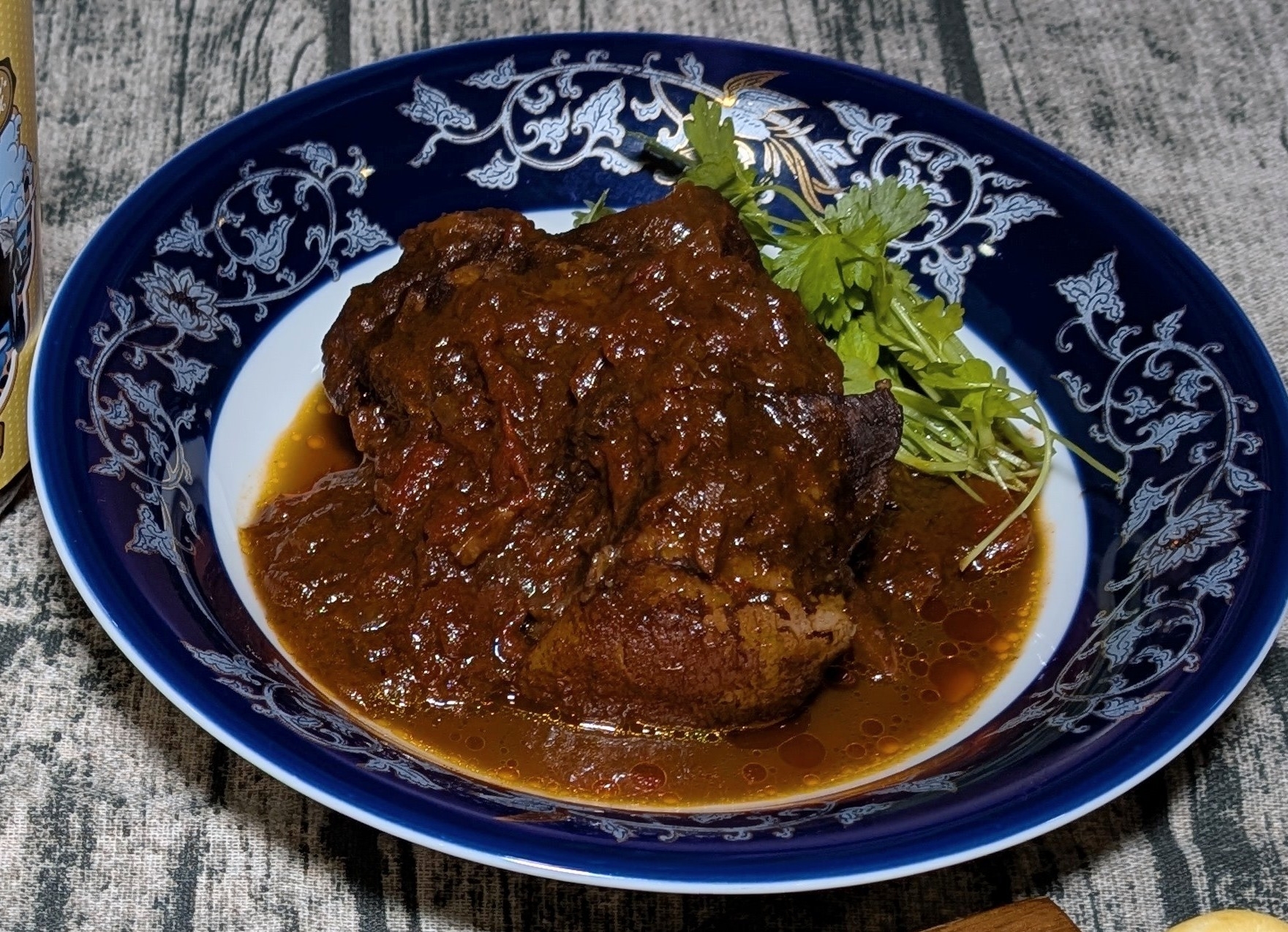 豚肩ロース赤ワイン煮込み