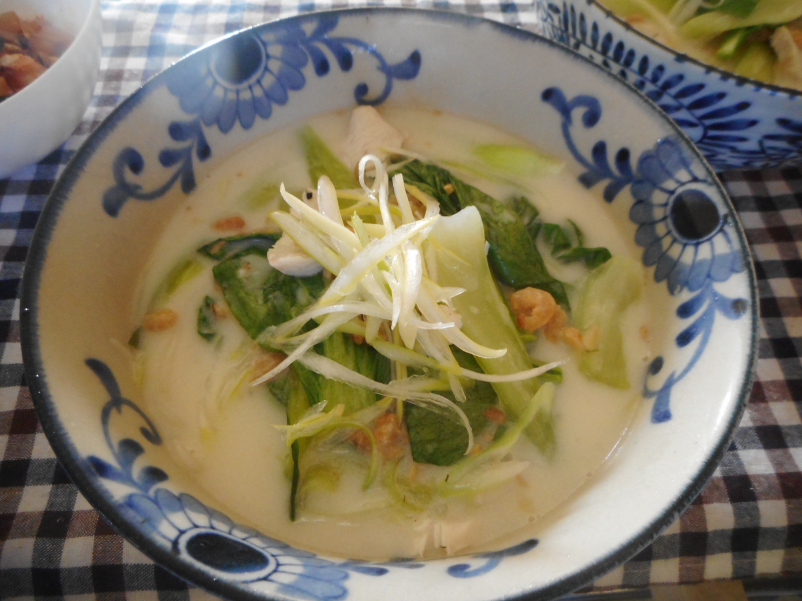 鶏ハムとちんげん菜のクリームうどん