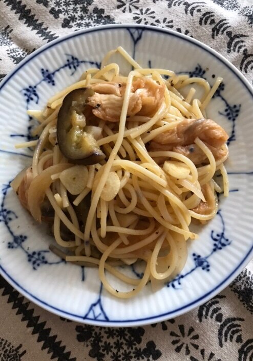 ナスと麩のガーリックパスタ レシピ・作り方 by ボンド子 - 楽天レシピ