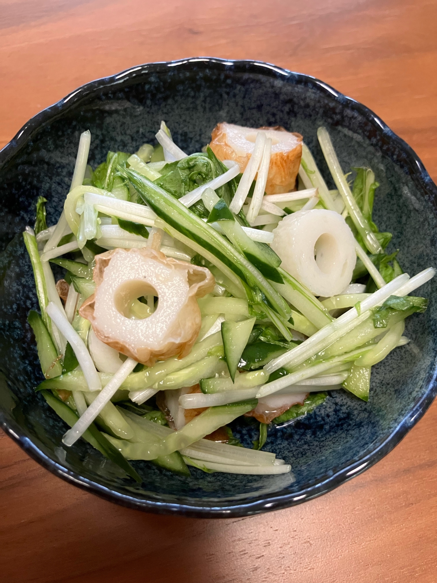 ちくわを美味しく！水菜ときゅうりのさっぱりサラダ