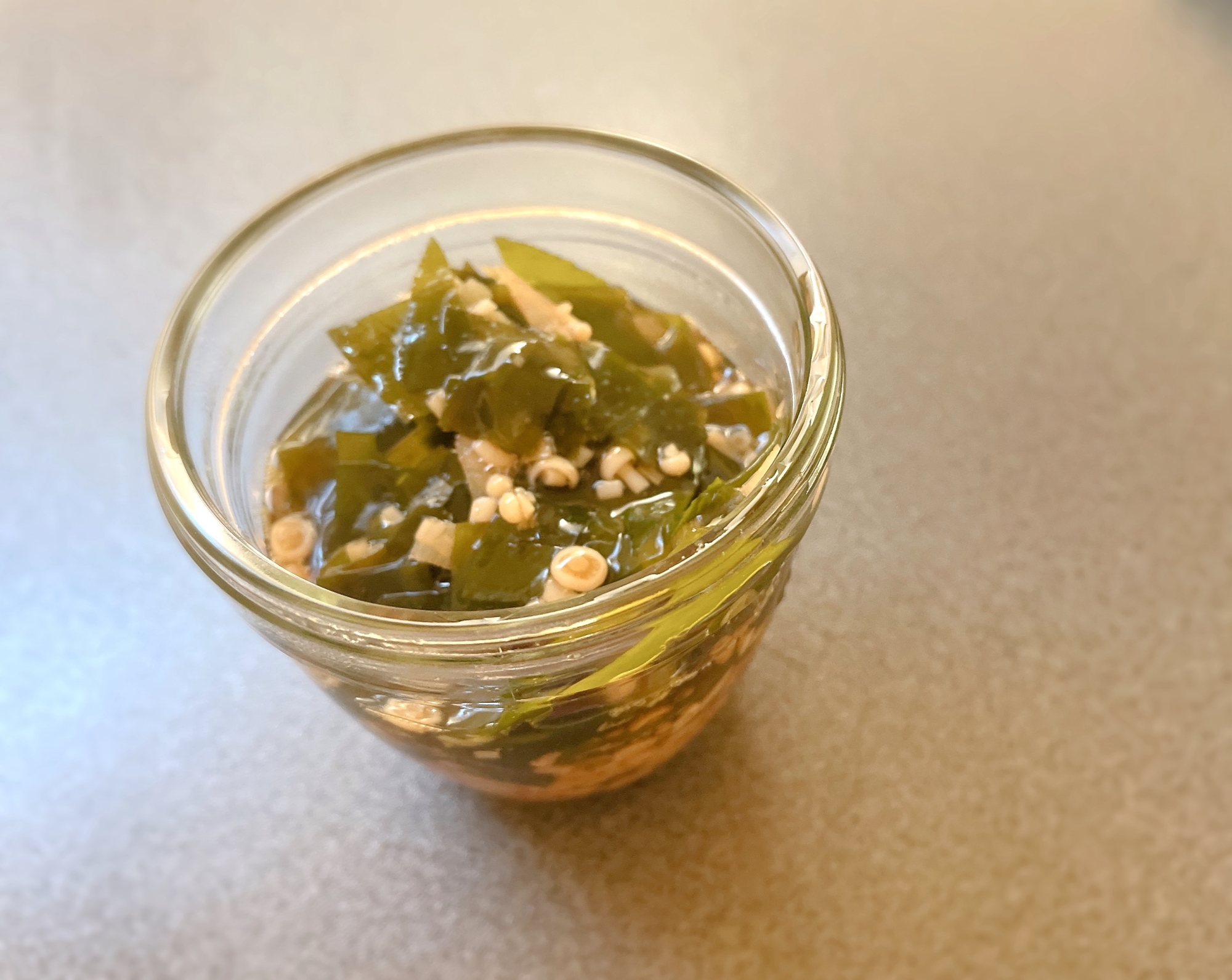 同量の調味料で！生わかめと榎の生姜佃煮