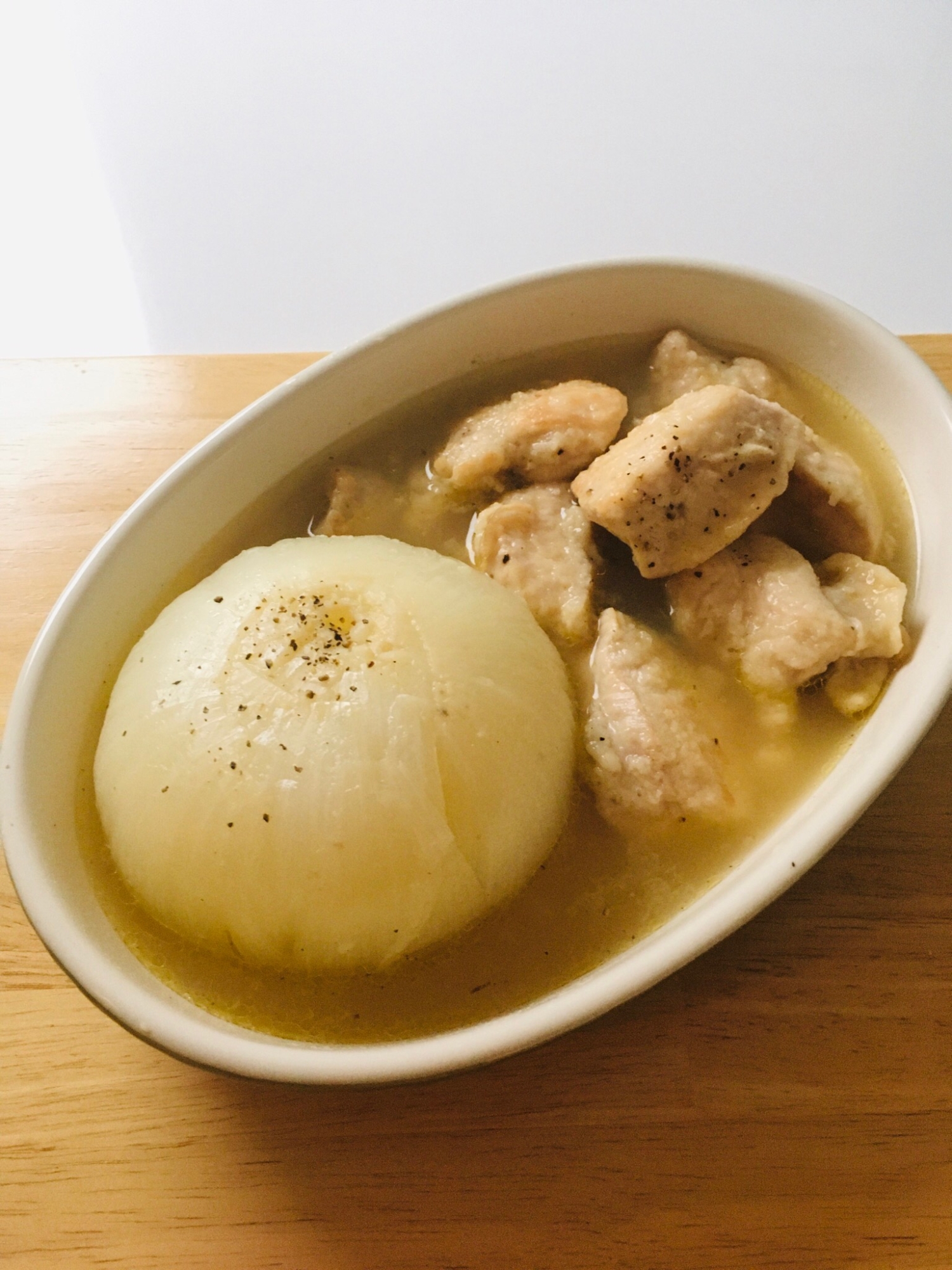 柔らかジューシー 鶏むね肉と新玉ねぎのおかずスープ レシピ 作り方 By 二時のかっぱ 楽天レシピ