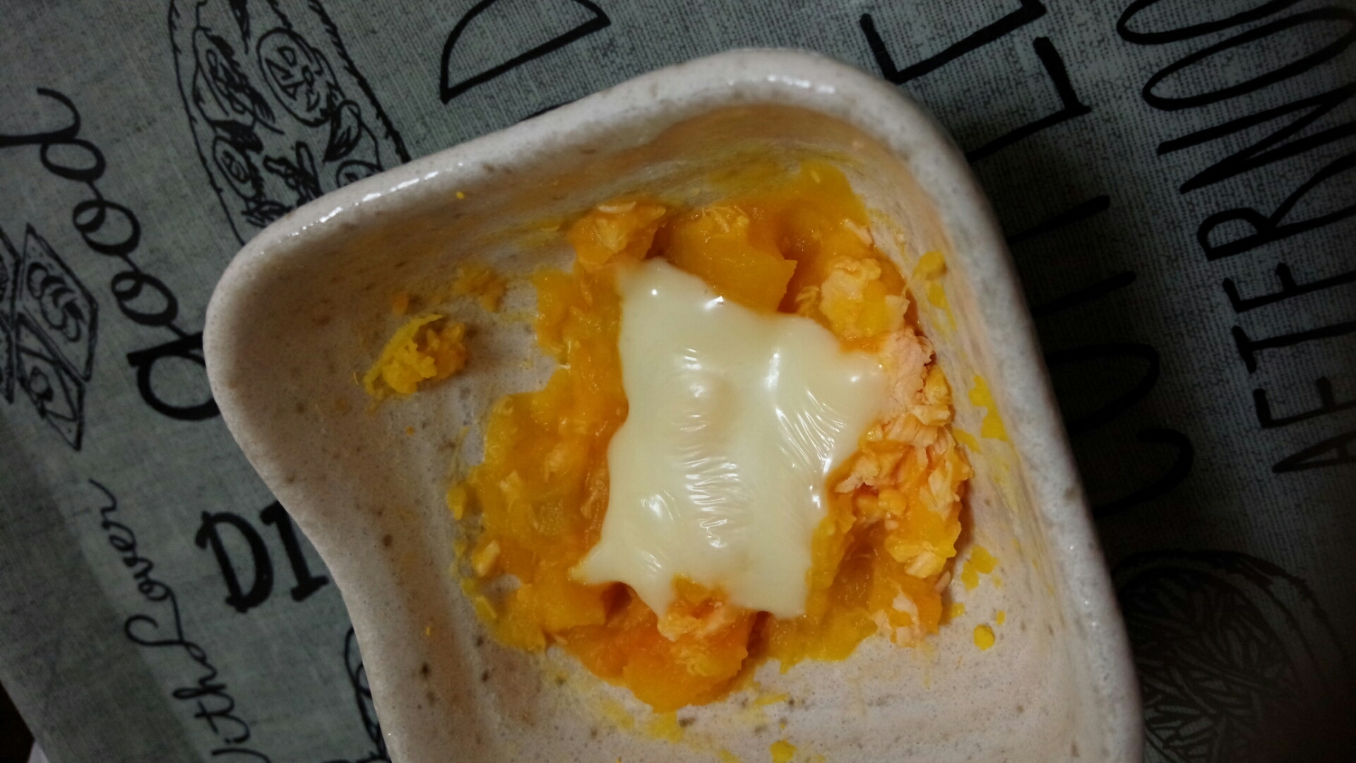 【離乳食後期】サーモンとかぼちゃのチーズ焼き