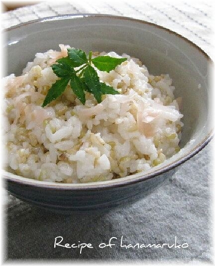 新生姜の甘酢漬けで簡単!炊き込みごはん